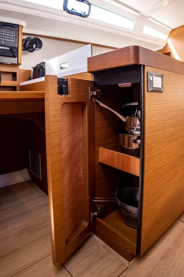 Sun Odyssey 410 - Boatscribe.com