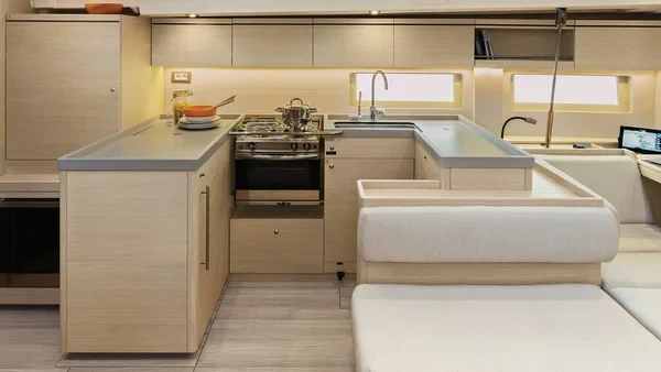 Oceanis 51.1 - Boatscribe.com