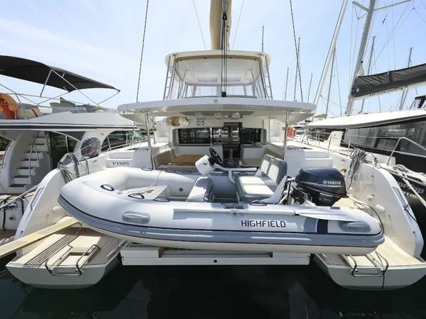 Lagoon 46 - Boatscribe.com