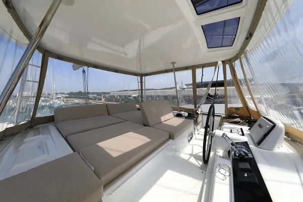 Lagoon 46 - Boatscribe.com