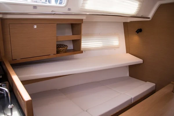 Sun Odyssey 319 - Boatscribe.com