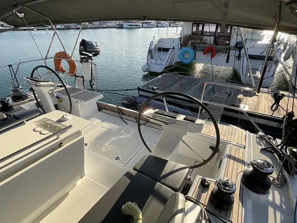 Oceanis 51.1 - Boatscribe.com