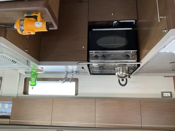 Oceanis 51.1 - Boatscribe.com