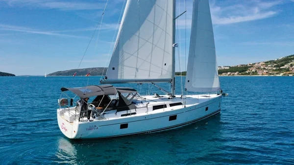 Hanse 508 - Boatscribe.com