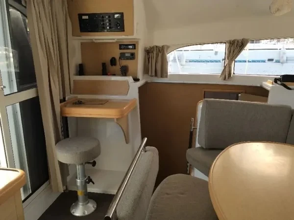 Lagoon 380 - Boatscribe.com