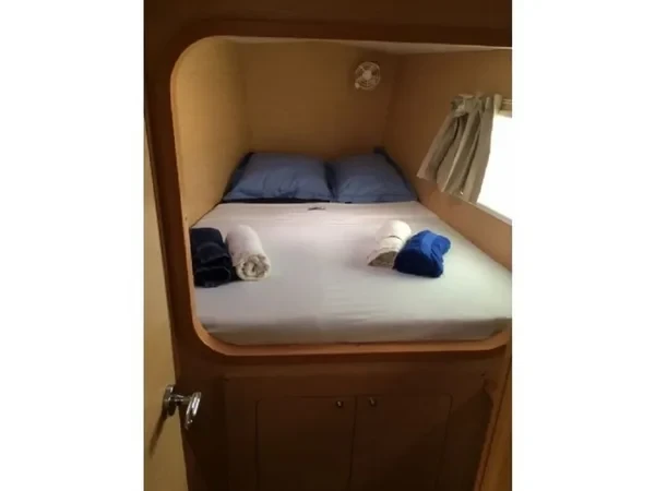 Lagoon 380 - Boatscribe.com