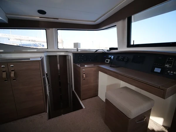 Bali 4.8  - Boatscribe.com