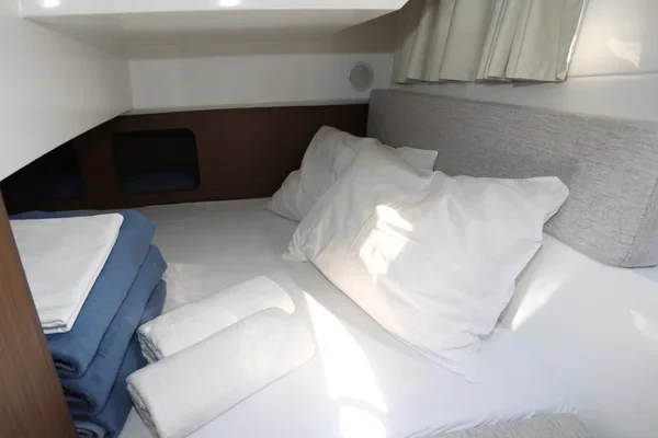 Merry Fisher 895 - Boatscribe.com