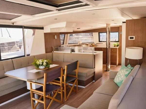 Bali 4.6 - Boatscribe.com