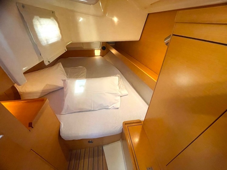Elan 340 - Boatscribe.com