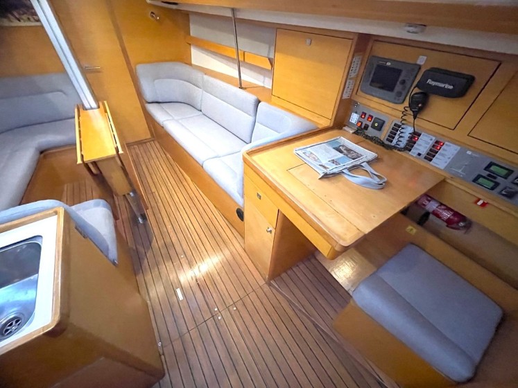 Elan 340 - Boatscribe.com