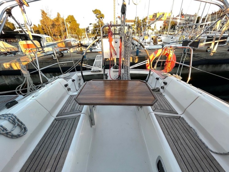 Elan 340 - Boatscribe.com