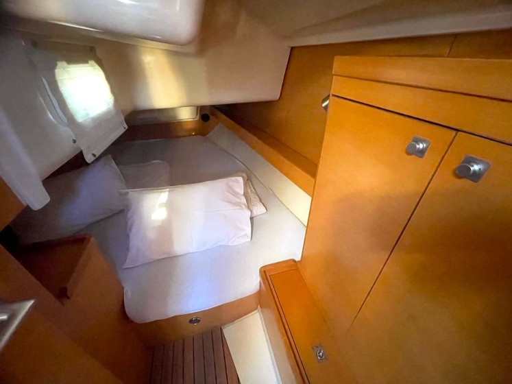 Elan 340 - Boatscribe.com