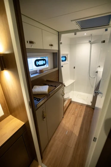 Bali 4.4 - Boatscribe.com