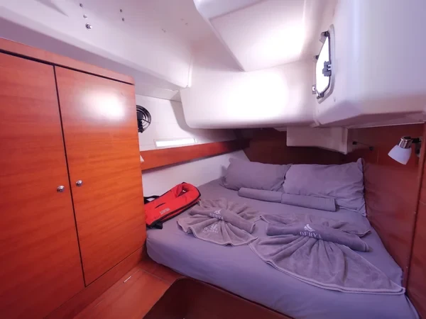 Dufour 445 GL - Boatscribe.com