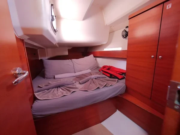 Dufour 445 GL - Boatscribe.com