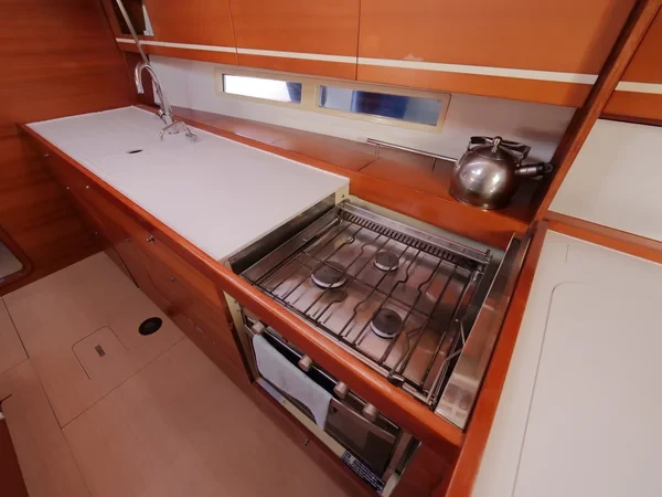 Dufour 445 GL - Boatscribe.com