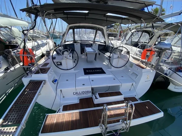 Oceanis 45 - Boatscribe.com