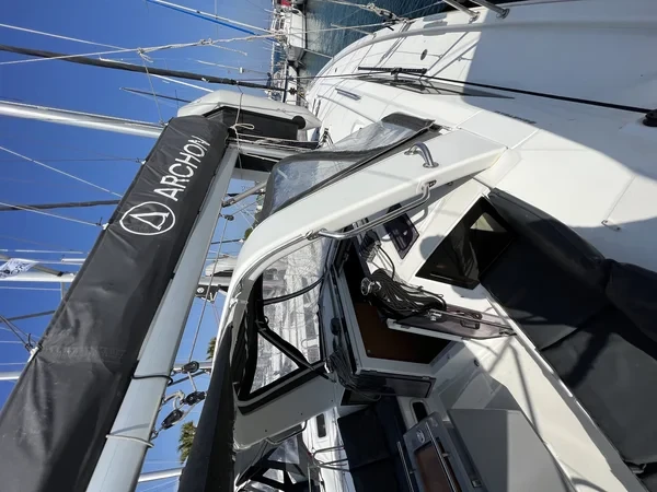 Oceanis 41.1 - Boatscribe.com