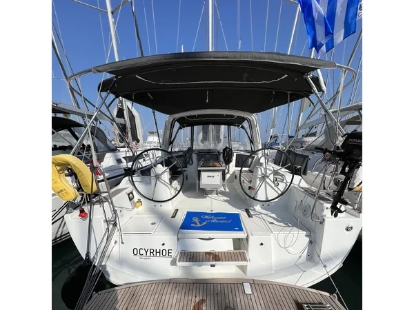Oceanis 41.1 - Boatscribe.com