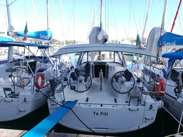 Oceanis 35 - Boatscribe.com