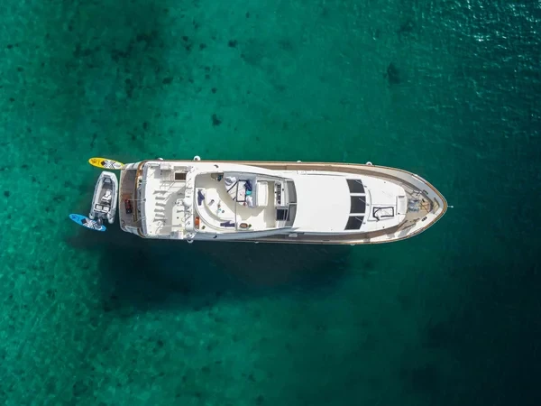 Falcon 86 - Boatscribe.com