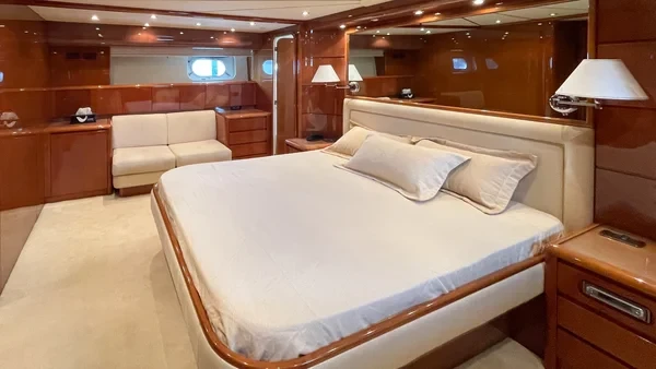 Falcon 86 - Boatscribe.com