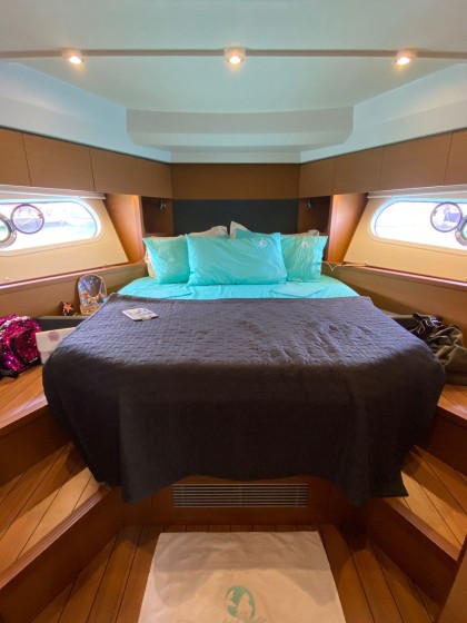 Swift Trawler 47 - Boatscribe.com