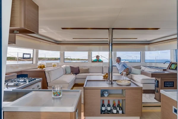Lagoon 50 - Boatscribe.com