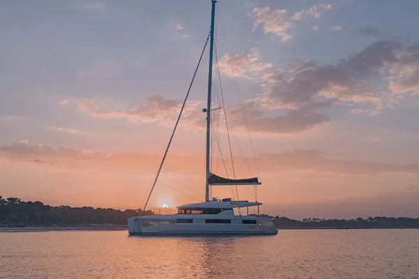 Lagoon 50 - Boatscribe.com
