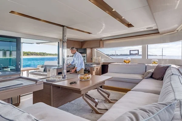 Lagoon 50 - Boatscribe.com