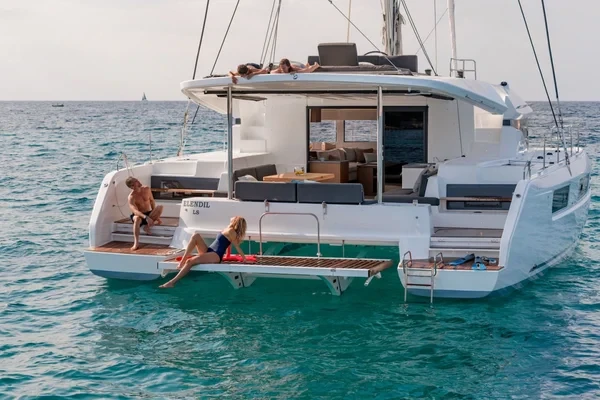 Lagoon 50 - Boatscribe.com