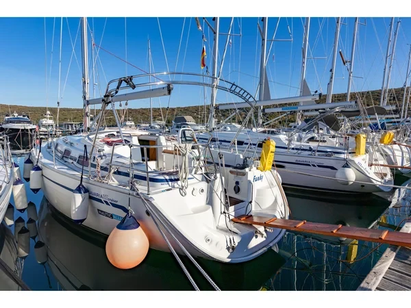 Bavaria 37 Cruiser - Boatscribe.com