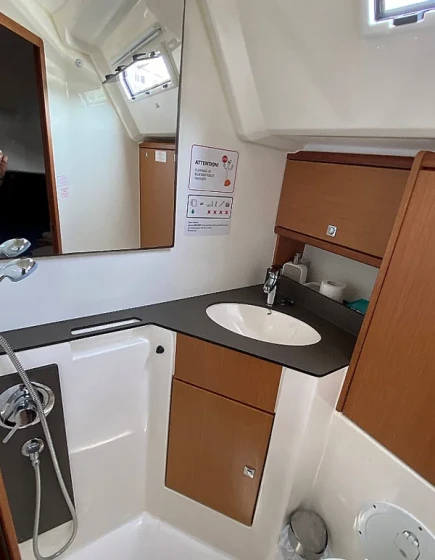 Bavaria 46 Cruiser - Boatscribe.com