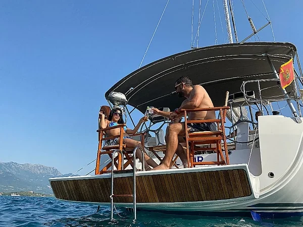 Bavaria 46 Cruiser - Boatscribe.com