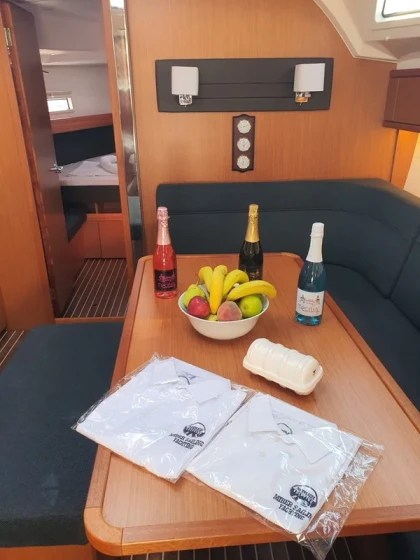 Bavaria 41 Cruiser - Boatscribe.com