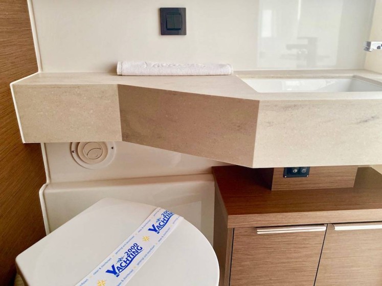 Lagoon 46 - Boatscribe.com