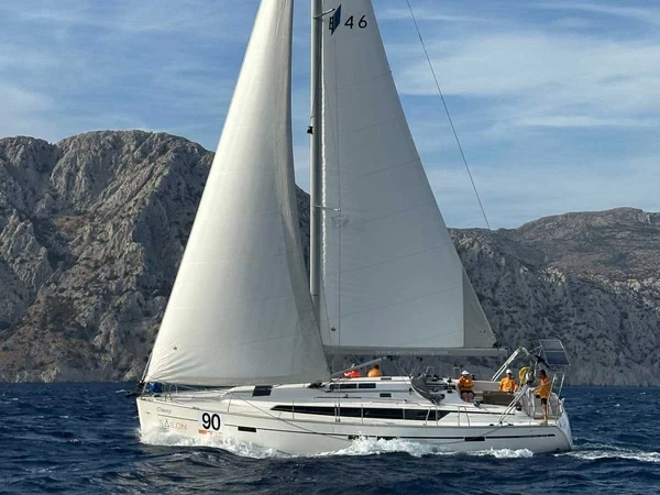 Bavaria 46 Cruiser - Boatscribe.com