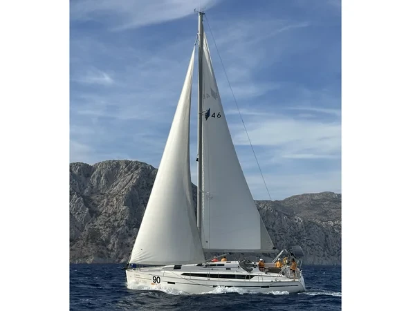 Bavaria 46 Cruiser - Boatscribe.com