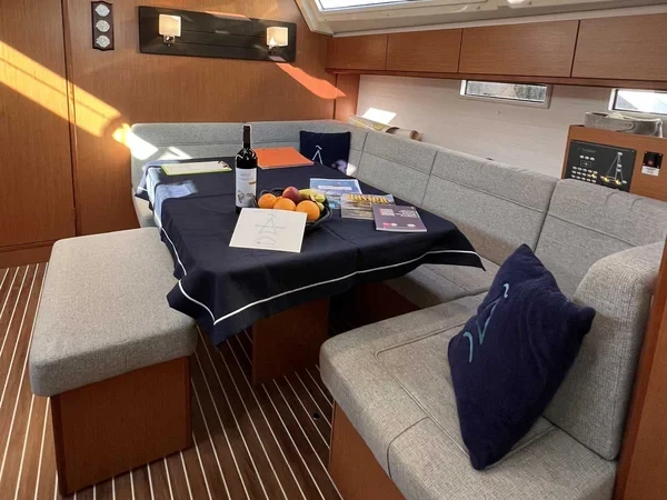 Bavaria 46 Cruiser - Boatscribe.com