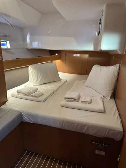 Bavaria 46 Cruiser - Boatscribe.com
