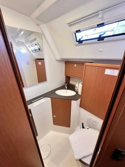 Bavaria 46 Cruiser - Boatscribe.com