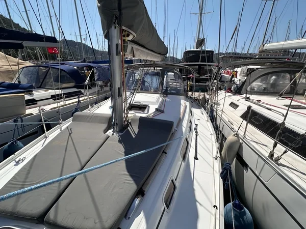 Cyclades 39.3 - Boatscribe.com