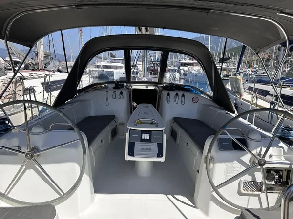 Cyclades 39.3 - Boatscribe.com