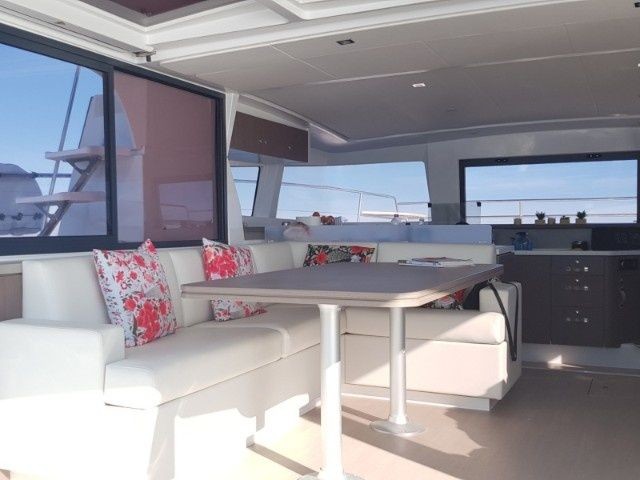 Bali 4.3 MY - Boatscribe.com