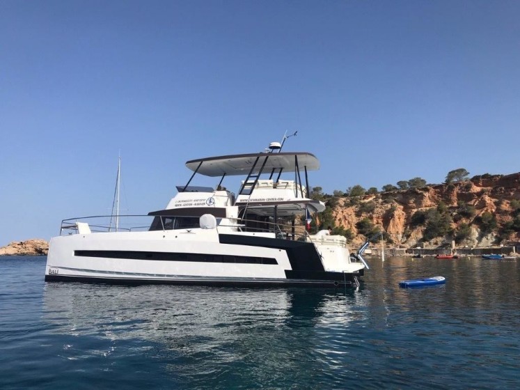 Bali 4.3 MY - Boatscribe.com