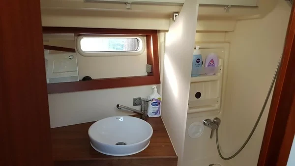 Hanse 415 - Boatscribe.com