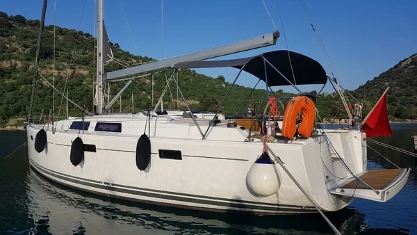 Hanse 415 - Boatscribe.com