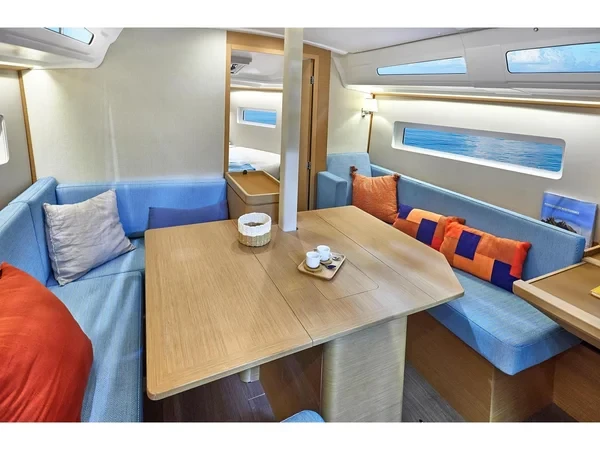 Sun Odyssey 380 - Boatscribe.com