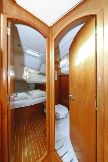 Sun Odyssey 45 - Boatscribe.com